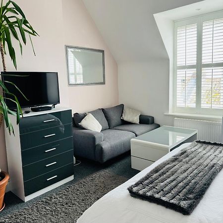 Penthouse Suite, Sea View, Close To Shops, Beach And Train St Leonards-on-Sea Extérieur photo