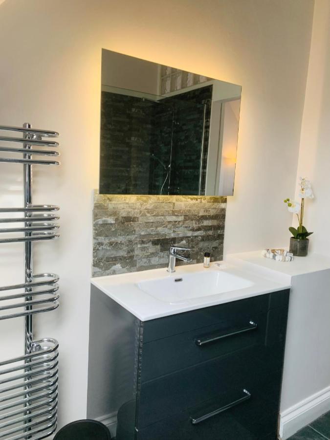 Penthouse Suite, Sea View, Close To Shops, Beach And Train St Leonards-on-Sea Extérieur photo