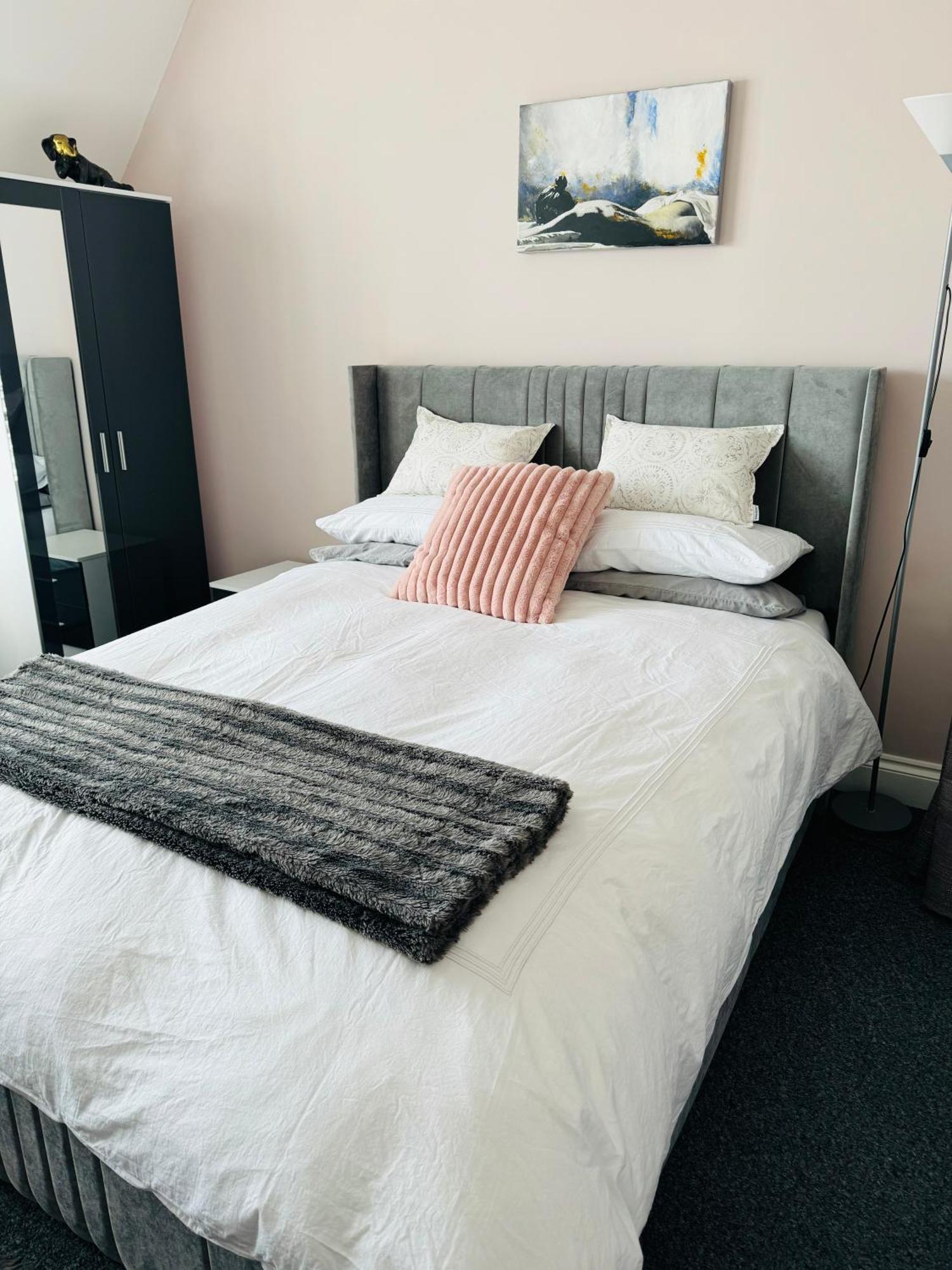 Penthouse Suite, Sea View, Close To Shops, Beach And Train St Leonards-on-Sea Extérieur photo